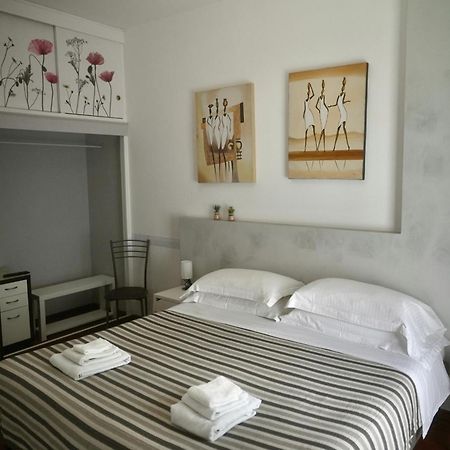 Casa Mia Guesthouse Рим Экстерьер фото