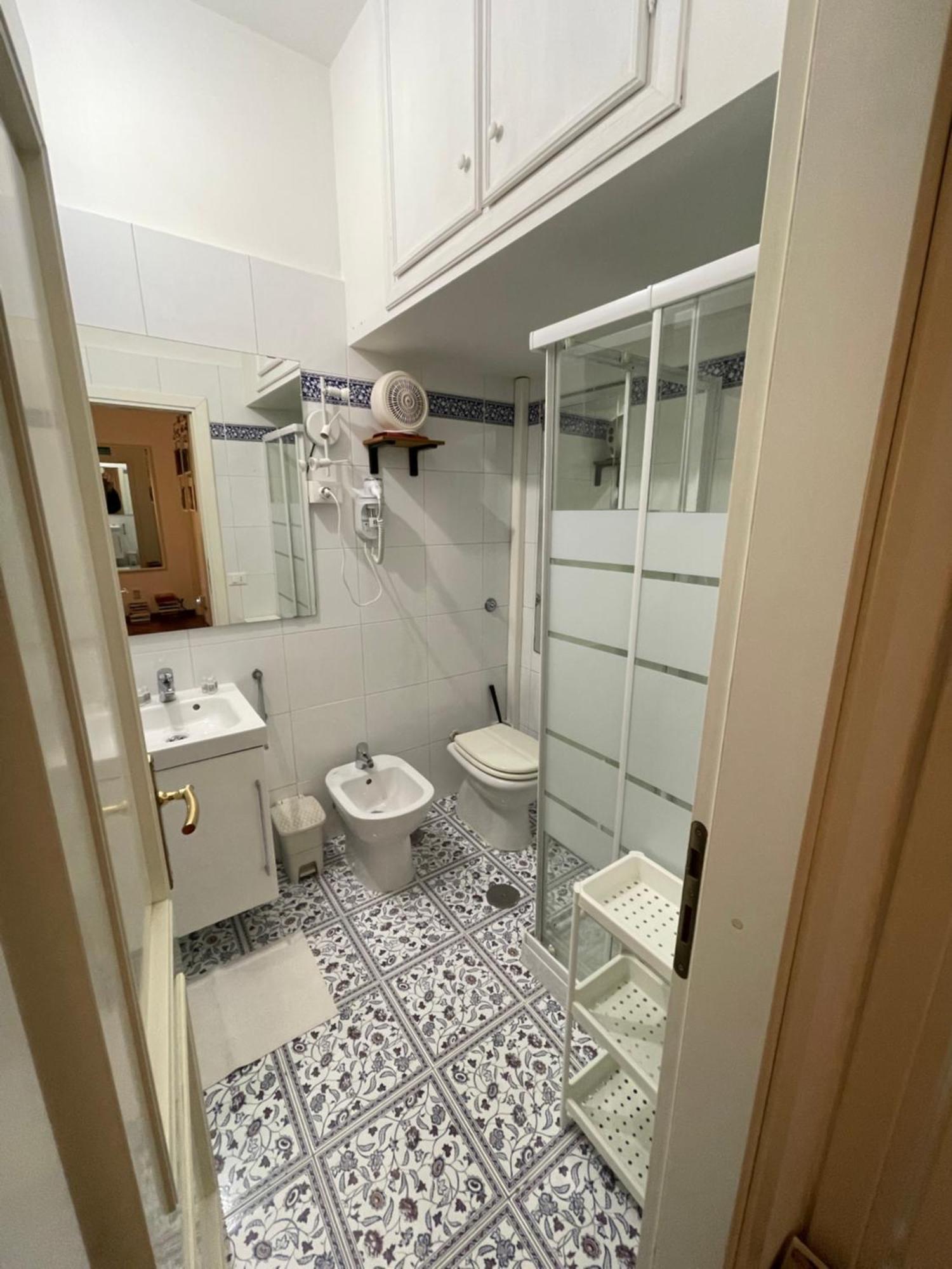 Casa Mia Guesthouse Рим Экстерьер фото