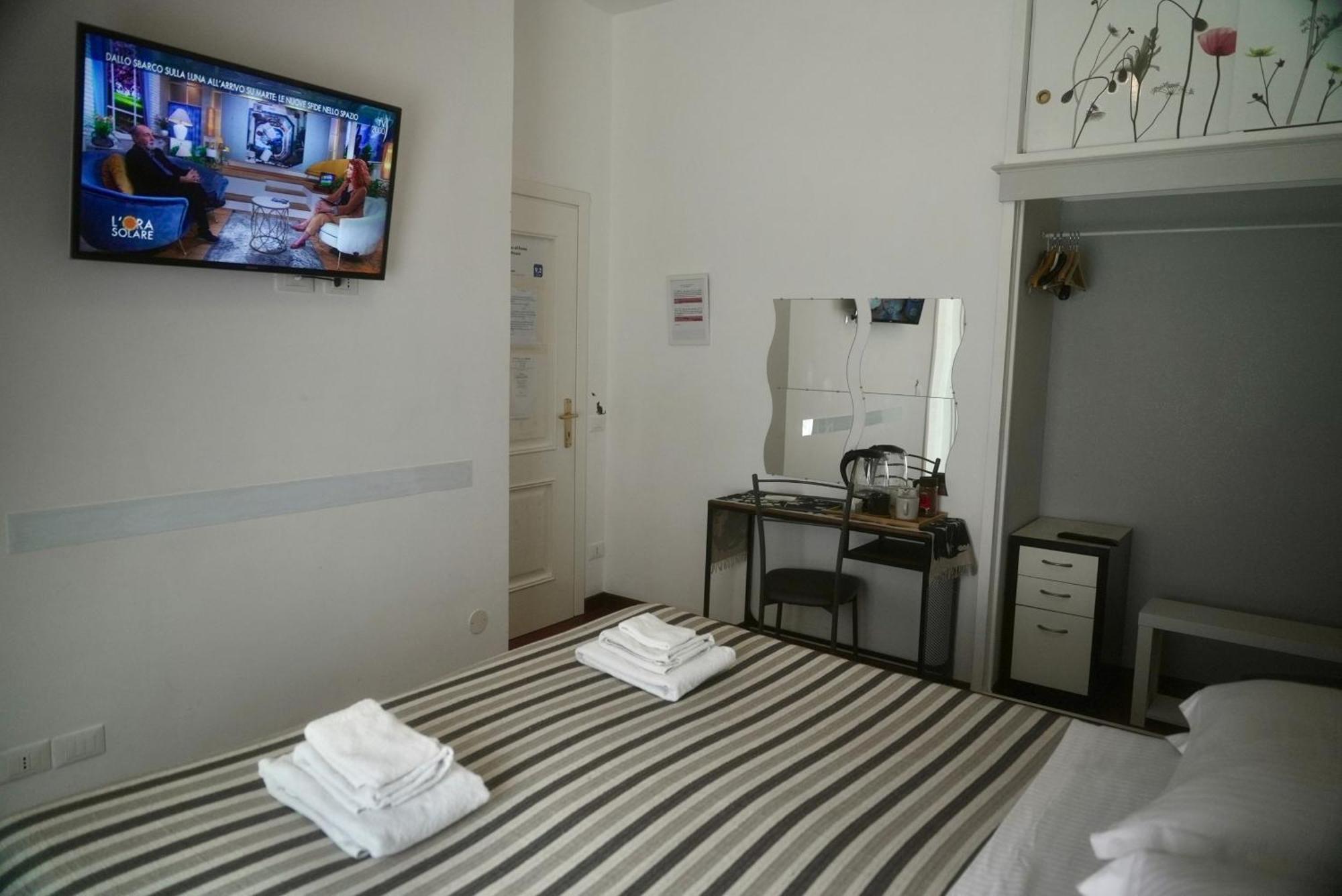 Casa Mia Guesthouse Рим Экстерьер фото