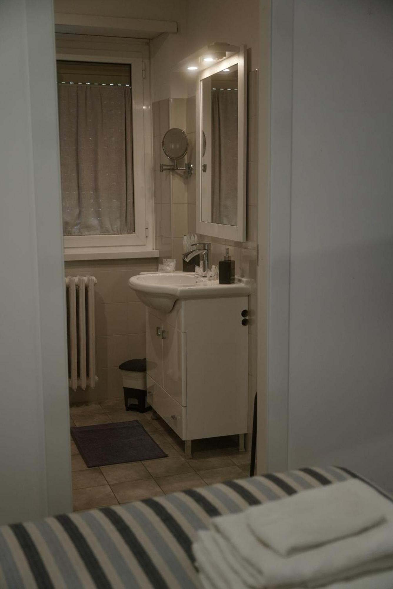 Casa Mia Guesthouse Рим Экстерьер фото