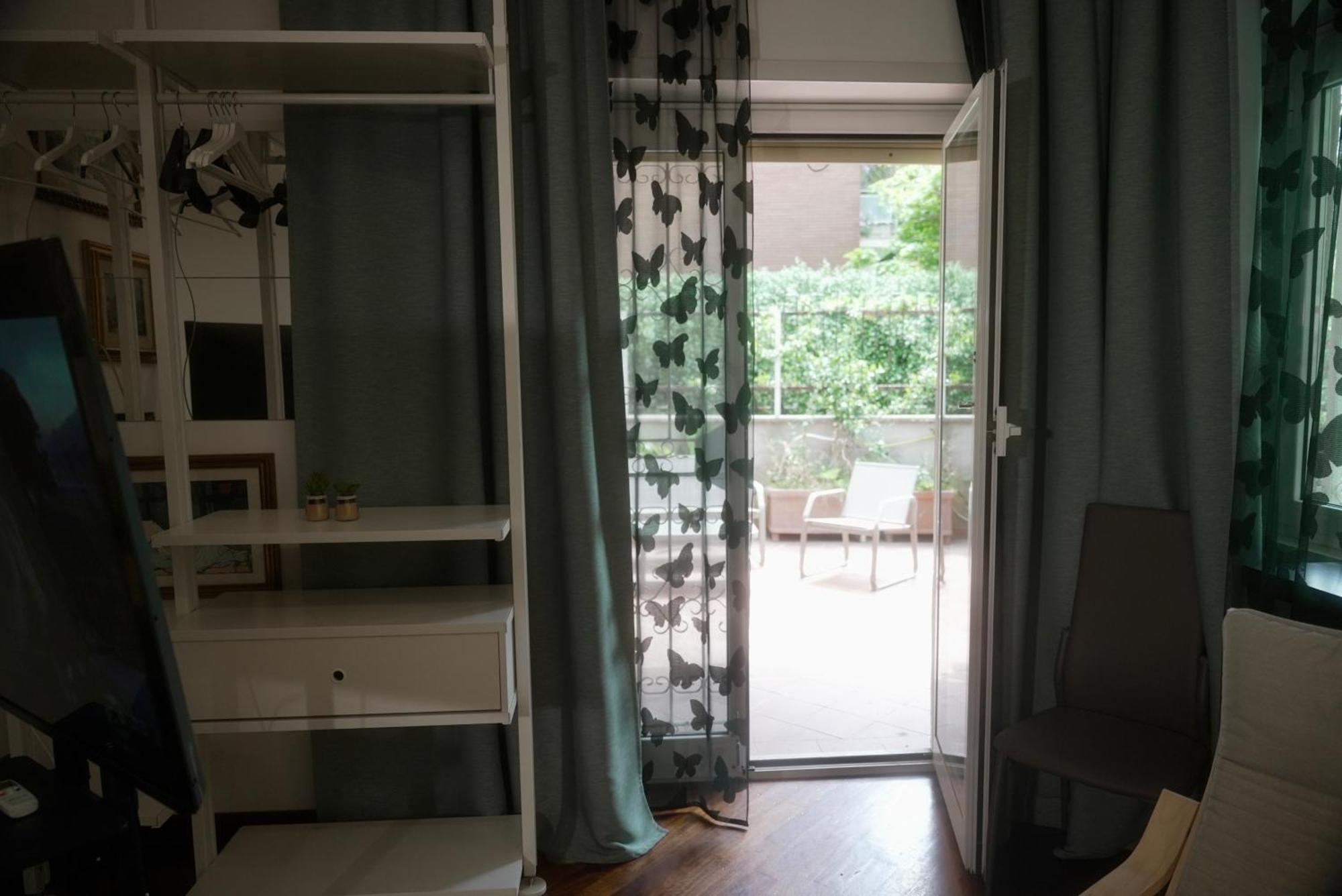 Casa Mia Guesthouse Рим Экстерьер фото